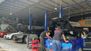 vì sao xe ô tô bị rung khi mới nổ máy